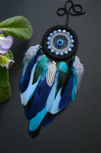 Load image into Gallery viewer, blue dream catcher with agate