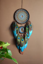 Load image into Gallery viewer, Dreamcatcher with peacock feathers
