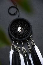 Load image into Gallery viewer, small black white dream catcher Yin Yang