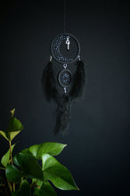 Load image into Gallery viewer, black dream catcher with crystal
